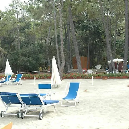 Rex Lo Scoglietto מלון דירות 3*