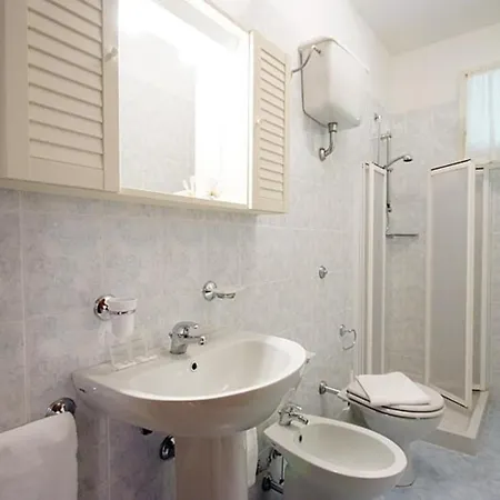 Aparthotel Rex Lo Scoglietto *